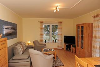 Wohnung 6 im EG Haus Stranddistel, komfortable Ferienwohnung fur 4 Personen in Zingst - Zingst - 2