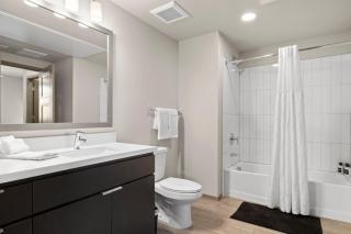 Stunning Westgate CozySuites by stadium with pool 10 - Glendale - 2