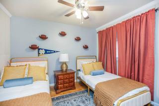 5bd Notre Dame Football Theme-Arcade-Firepit - South Bend - 6