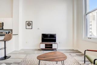CozySuites - 2BR with Direct Skybridge Access #3 - Indianápolis - 1