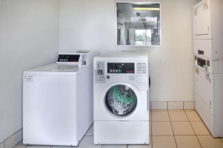 Motel 6-Galveston, TX - 3
