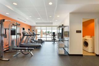 Home2 Suites by Hilton Fargo - 1