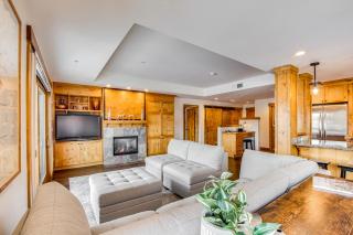 Suncadia Resort Condo with Seasonal Pool Access! - Cle Elum - 7