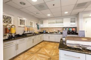 Homewood Suites by Hilton at Carolina Point - Greenville - Greenville - 2