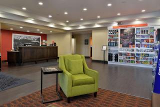Hampton Inn Idaho Falls / Airport - 6