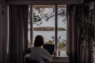 Blue Lagoon Beach House - Absolute Beachfront! - Dodges Ferry - 6