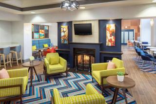 Hampton Inn by Hilton Garden City Long Island - 7