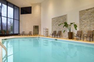 DoubleTree by Hilton Hotel & Executive Meeting Center Somerset - 4