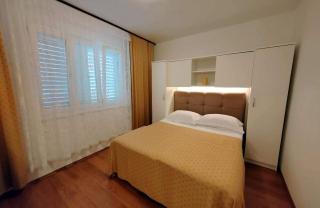 Family friendly seaside apartments Barbat, Rab - 22360 - 5