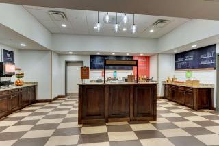 Hampton Inn & Suites - Hartsville, SC - 3