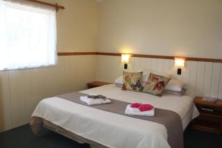 Saints Apartment - Free unlimited WIFI - Burnt Pine - 4