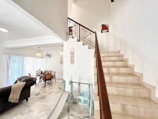 Corner House near Midvalley JB - Johor Bahru - 9
