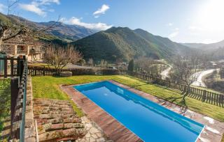 Nice Home In Cabezon De Liebana - 9