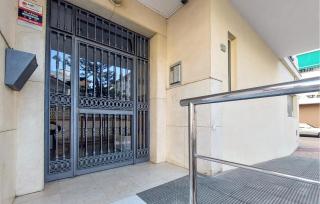 Gorgeous Apartment In Fuengirola - Fuengirola - 2