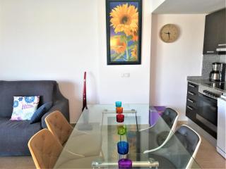 3360 LES MARINES GARBI 4-2, VACACIONES A SANTA MARGARITA, ESPACIOSA ZONA AJARDINADA, AMBIENTE FAMILIAR DONDE VIVIR MOMENTOS ESPECIALES. - ES-258-81 - Roses - 2