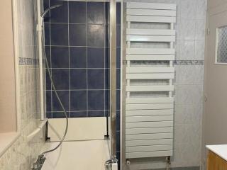 Gîte chaleureux avec terrasse, idéal pour randonnées et activités à la Montagne bourbonnaise - FR-1-489-496 - Ferrières-sur-Sichon - 9