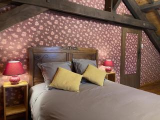 Gîte élégant avec 3 chambres, cour fermée et terrasse, proche des activités de montagne et de Vichy - FR-1-489-497 - 8