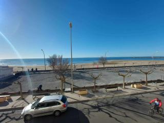 Appartement 3 pièces en bord de mer avec terrasse et parking, 6 personnes - FR-1-423-293 - 9