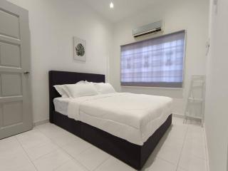 Bearhill Hideaway 16Pax 6BR Bathtub Spacious Loft - Ayer Keroh - 1