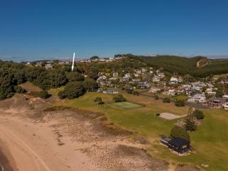 Kiwi Charmer - Onemana Holiday Home - Opoutere - 9