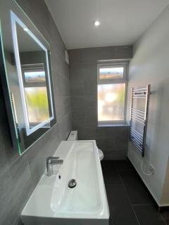 NEW! Brand New Beautiful Modern Apartment - 4