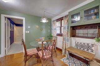 Boho Garden Bungalow Near IU, Downtown, EV Level 2 Station - 1