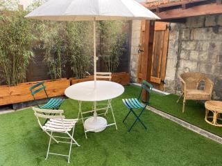 Studio avec grande cour et bassin - 8