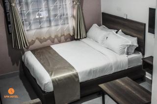 5 PM Hotel - Nairobi - 9