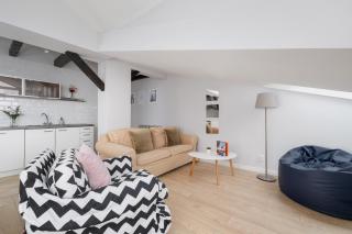 Apartment with 2 Bedrooms and Desks in the Center of Cracow by Noclegi Renters - Cracovia - 2