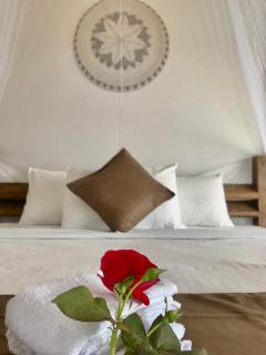 Kraras Munduk Guest House & DonBiyu Rendezvous Restaurant - Munduk - 9