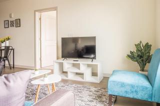 TWO Stunning Nulu CozySuites - 7