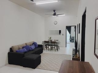 MamaShy Homestay Manjung -FREE WIFI- - Seri Manjung - 7
