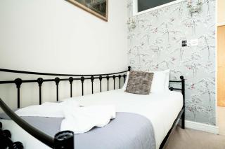 Lancaster Court Hotel - 3