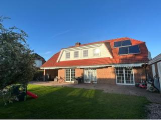 2 Zimmer Wohnung Pool u. Sauna Zugang möglich - - 1