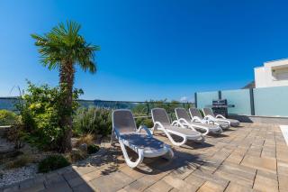 Exklusive Privatvilla in wunderbarer Natur - Antovo - 7