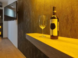 Luxurious Intimacy Hideaway - Self Check in - Yerevan - 6