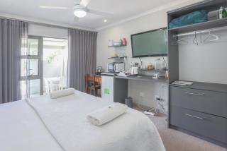 Lily's Rest, Village on Silwerstrand, Robertson - 5