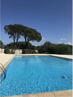 GASETIENNE Mazet T2 dans domaine avec piscines et tennis - Gassin - 0