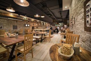LOFT Hotel Bratislava - Bratislava - 8
