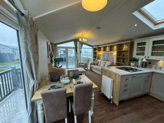 Golden Anchor - The Vogue - Coastal Caravan Breaks - Chapel St. Leonards - 5