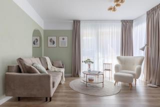 Dream Garden Apartment With Free Parking - 9