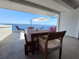 Apartments Timee first row to beach - Stanići - 9