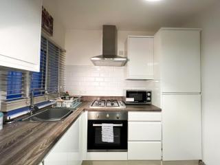 Central Cheltenham House - By Suitely - Cheltenham - 2