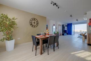 Salmar Court Holiday Apartments with Pool - 5