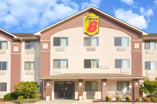 Super 8 by Wyndham Lynchburg VA - Lynchburg - 9