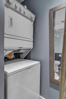 Budget friendly studio apt in historic Springfield - 2