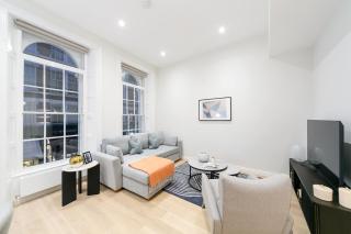 Urban Chic - Acre - London - 8