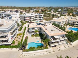 Porto de Mós 85 by Destination Algarve - Lagos - 0