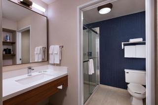 Fairfield Inn & Suites Kansas City Airport - Kansas City - 1