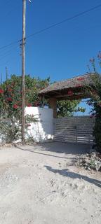 Pole Pole Beach House - 1